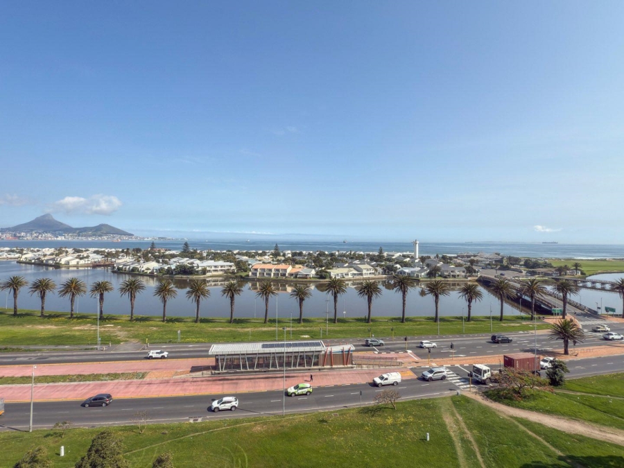 2 Bedroom Property for Sale in Milnerton Western Cape